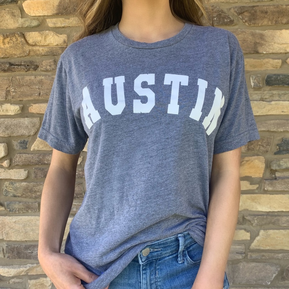 AUSTIN Tee